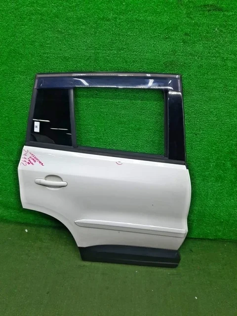 Дверь задняя правая (царапина) 5N1 VOLKSWAGEN TIGUAN I 5N1 / 5N2 2011-2018