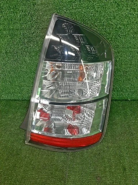 Фонарь задний правый NHW20 TOYOTA PRIUS XW20 2003-2005, PRIUS XW20 2005-2009, PRIUS XW20 2009-2011