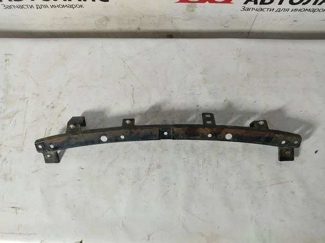 Кронштейн переднего бампера центральный верхний CW6W MITSUBISHI OUTLANDER XL CW 2007-2010