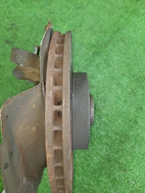 Кулак поворотный правый E53 BMW X5 E53 1999-2003, X5 E53 2003-2006