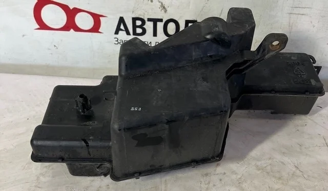 Бачок омывателя V63W MITSUBISHI PAJERO III / MONTERO III V6 / V7 2000-2002, PAJERO III / MONTERO III V6 / V7 2003-2006