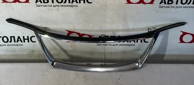 Молдинг решетки радиатора GSE20 LEXUS IS II 250/350 XE20 2005-2008