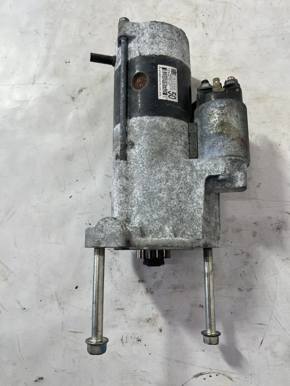 Стартер V98W MITSUBISHI PAJERO II / MONTERO II V1 / V2 / V3 / V4 1991-1996, PAJERO III / MONTERO III V6 / V7 2000-2002, PAJERO SPORT II KH 2008-2013