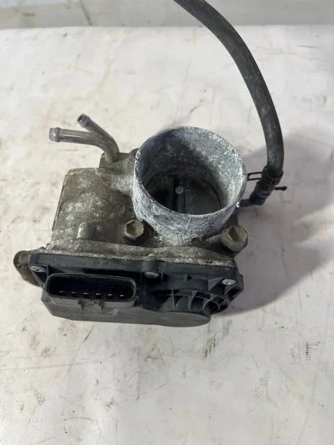 Заслонка дроссельная ANH10 TOYOTA PREVIA R30 2000-2003, ALPHARD H10 2005-2008, SCION TC ANT10 2005-2010, ALPHARD H10 2002-2005, RAV4 XA20 2000-2003