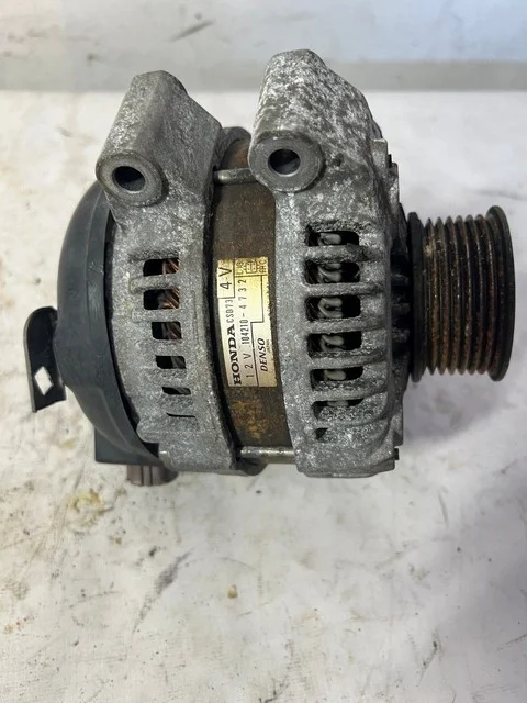 Генератор RE4 HONDA ACCORD VII CM / CL / CN 2006-2008, CIVIC VIII FD / FK / FN / FA 2005-2008, CIVIC VIII FD / FK / FN / FA 2009-2011