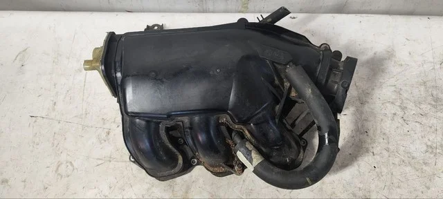 Коллектор впускной верхняя часть GSU35 TOYOTA HARRIER XU30 2003-2013, RAV4 XA30 2006-2008, RAV4 XA30 2008-2010, RAV4 XA30 2010-2012