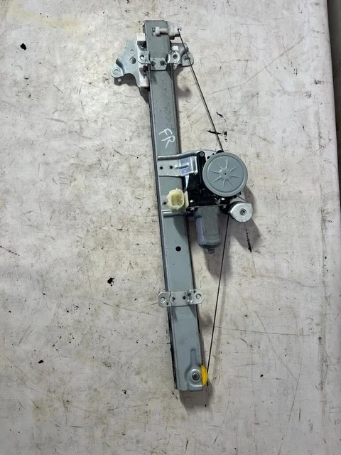 Стеклоподъемник двери передней правой T32 NISSAN X-TRAIL T32 2014-2019, X-TRAIL T32 2017-2022
