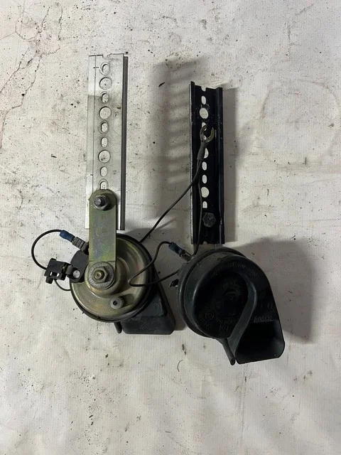 Сигнал звуковой MNH10 TOYOTA ALPHARD H10 2005-2008