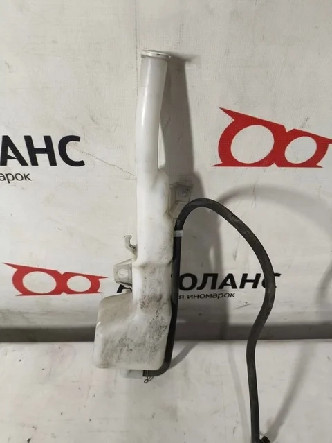 Бачок расширительный NA4W MITSUBISHI GRANDIS NA4W 2003-2011