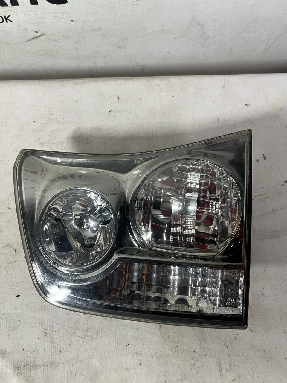 Фонарь задний правый внутренний GSU35 TOYOTA HARRIER XU30 2003-2013, LEXUS RX II 300/330/350/400H XU30 2006-2009