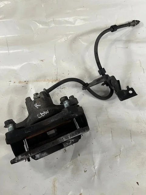 Суппорт тормозной передний правый CW6W MITSUBISHI OUTLANDER XL CW 2007-2010, LANCER X CY 2007-2010