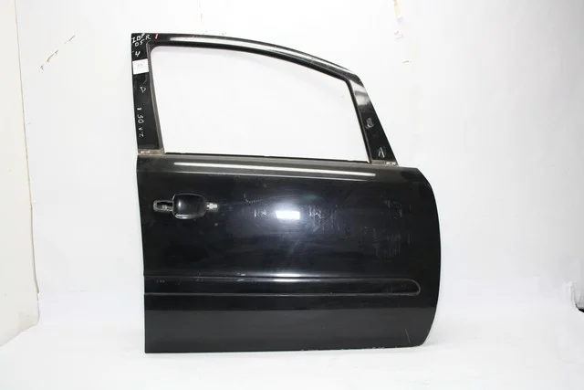 Дверь передняя правая (потерта) OPEL ZAFIRA B A05 2005-2012