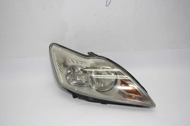 Фара правая (дефект стекла) FORD FOCUS II 2008-2011