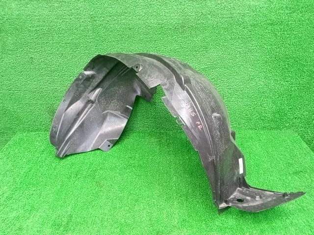 Подкрылок передний правый YA11S SUZUKI SX4 CLASSIC EY / GY 2006-2014