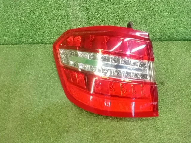 Фонарь задний левый внешний W212 MERCEDES BENZ MERCEDES BENZ E-CLASS W212 2009-2012
