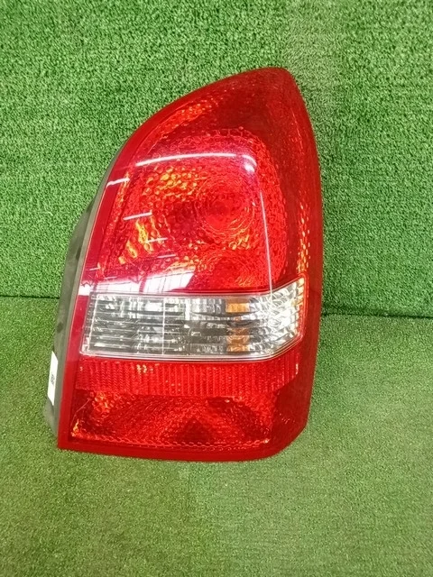 Фонарь задний правый P12 NISSAN PRIMERA III P12 2002-2008