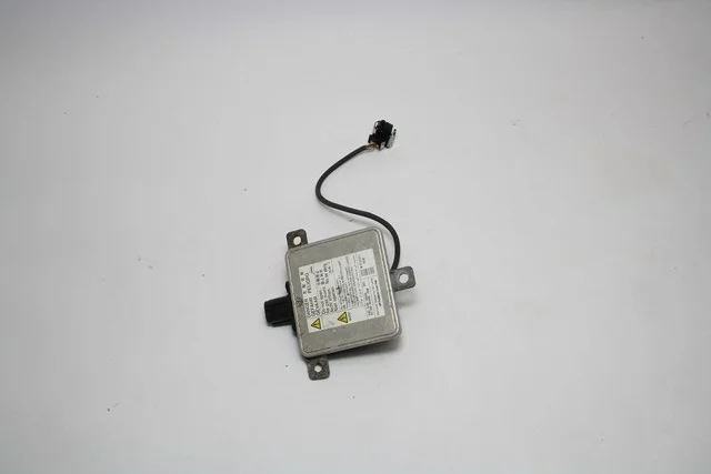 Блок розжига ксенон V93W MITSUBISHI PAJERO IV / MONTERO IV V8 / V9 2006-2011, PAJERO IV / MONTERO IV V8 / V9 2011-2014