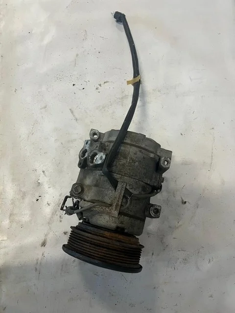 Компрессор кондиционера V73W MITSUBISHI PAJERO III / MONTERO III V6 / V7 2000-2002, PAJERO III / MONTERO III V6 / V7 2003-2006