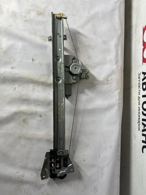Стеклоподъемник двери передней левой V93W MITSUBISHI PAJERO IV / MONTERO IV V8 / V9 2006-2011, PAJERO IV / MONTERO IV V8 / V9 2011-2014