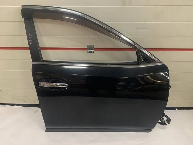 Дверь передняя правая (потертость) NT32 NISSAN X-TRAIL T32 2014-2019, X-TRAIL T32 2017-2022
