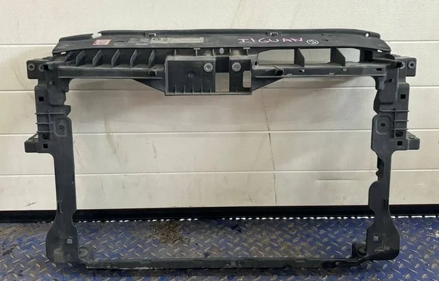 Суппорт радиатора 5N VOLKSWAGEN TIGUAN I 5N1 / 5N2 2007-2011, TIGUAN I 5N1 / 5N2 2011-2018