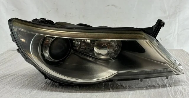 Фара правая (под полировку) 5N VOLKSWAGEN TIGUAN I 5N1 / 5N2 2007-2011
