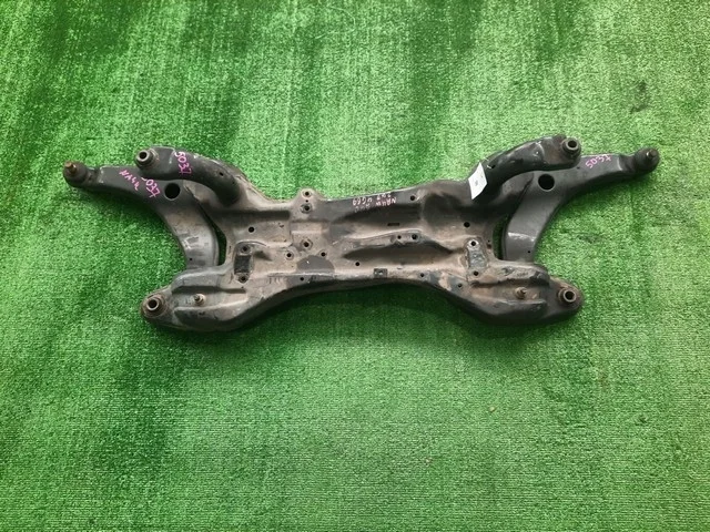 Балка передняя NA4W MITSUBISHI GRANDIS NA4W 2003-2011