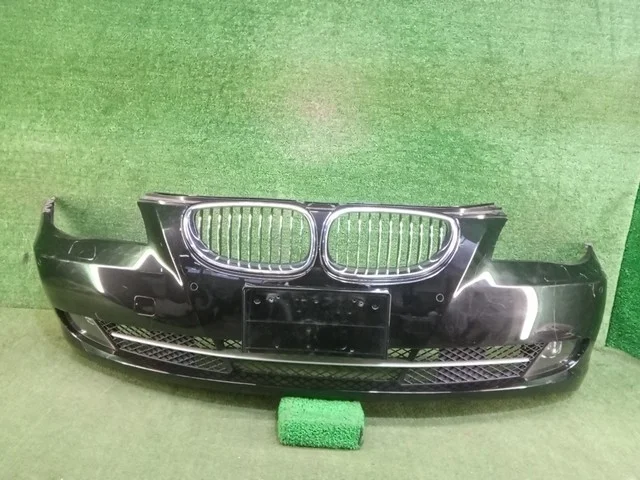 Бампер передний (царапины) E60 BMW 5-Series E60 / E61 2007-2010