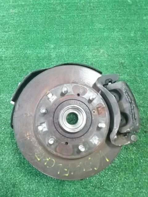 Кулак поворотный левый V65W MITSUBISHI PAJERO III / MONTERO III V6 / V7 2000-2002, PAJERO III / MONTERO III V6 / V7 2003-2006