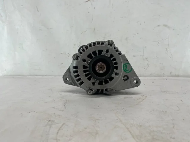 Генератор V75W MITSUBISHI PAJERO III / MONTERO III V6 / V7 2000-2002, PAJERO III / MONTERO III V6 / V7 2003-2006