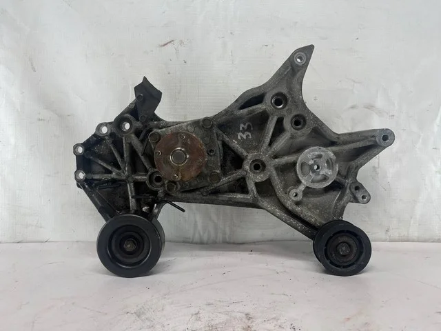 Кронштейн ролика натяжителя приводного ремня V75W MITSUBISHI PAJERO III / MONTERO III V6 / V7 2000-2002, PAJERO III / MONTERO III V6 / V7 2003-2006