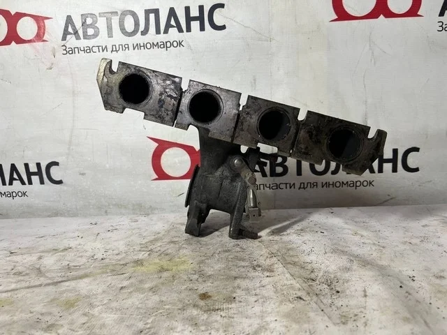 Коллектор выпускной 1K2 VOLKSWAGEN PASSAT B6 2005-2010, JETTA V 1K2 / 1K5 2005-2011, GOLF V 1K1 / 1K5 2003-2009