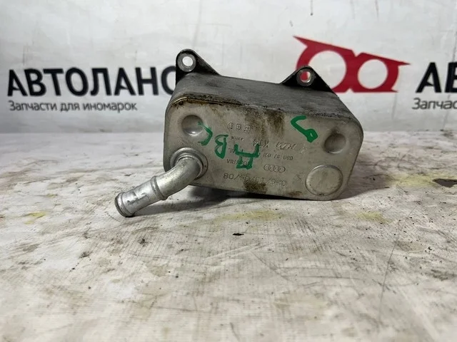 Радиатор масляный 1K2 VOLKSWAGEN PASSAT B6 2005-2010, JETTA V 1K2 / 1K5 2005-2011, GOLF V 1K1 / 1K5 2003-2009