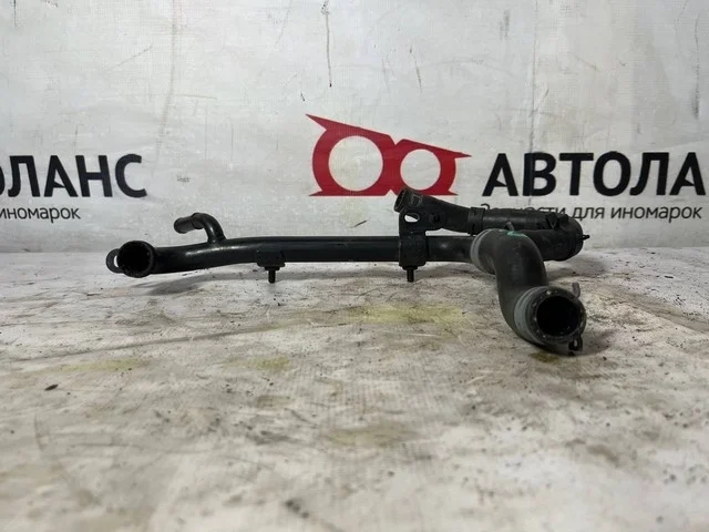 Патрубок системы охлаждения 1K2 VOLKSWAGEN PASSAT B6 2005-2010, JETTA V 1K2 / 1K5 2005-2011, GOLF V 1K1 / 1K5 2003-2009