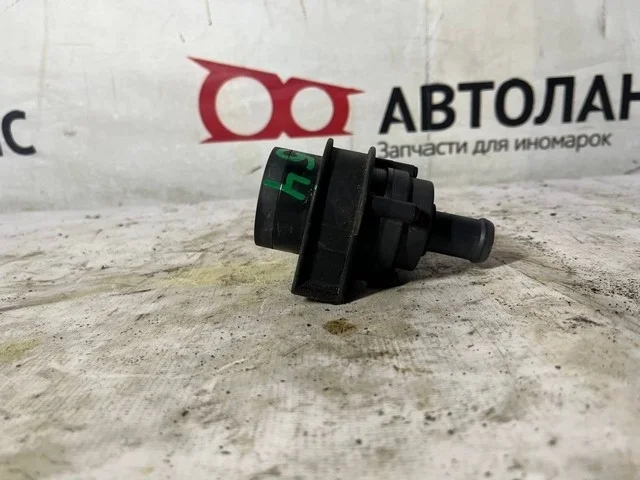 Насос водяной 1K2 VOLKSWAGEN PASSAT B6 2005-2010, JETTA V 1K2 / 1K5 2005-2011, GOLF V 1K1 / 1K5 2003-2009