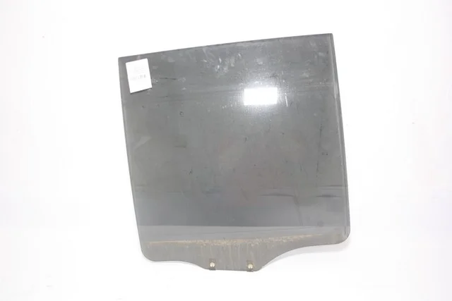 Стекло двери задней правой V93W MITSUBISHI PAJERO III / MONTERO III V6 / V7 2000-2002, PAJERO III / MONTERO III V6 / V7 2003-2006