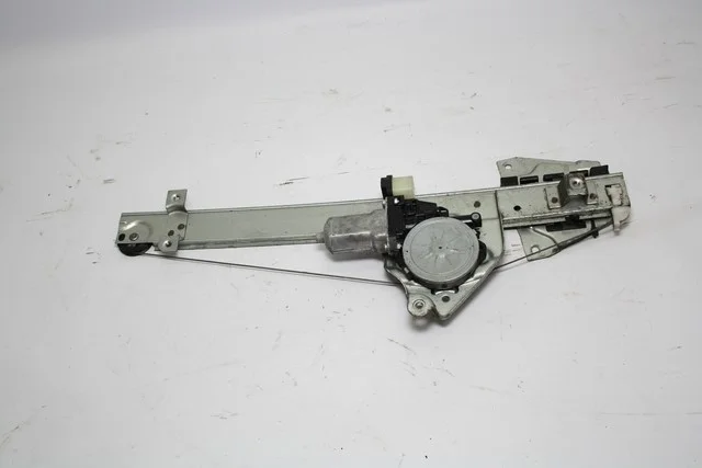 Стеклоподъемник двери задней правой V93W MITSUBISHI PAJERO IV / MONTERO IV V8 / V9 2006-2011, PAJERO IV / MONTERO IV V8 / V9 2011-2014
