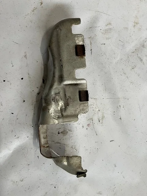 Кожух выпускного коллектора VOLKSWAGEN JETTA VI 162 / 163 / AV2 / AV3 2010-2014, PASSAT B7 2011-2015, JETTA VI 162 / 163 / AV2 / AV3 2015-2018