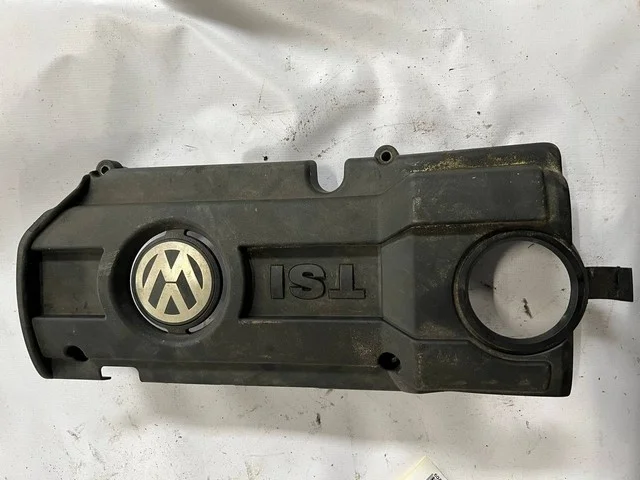 Крышка двигателя декоративная VOLKSWAGEN JETTA VI 162 / 163 / AV2 / AV3 2010-2014, PASSAT B7 2011-2015, JETTA VI 162 / 163 / AV2 / AV3 2015-2018