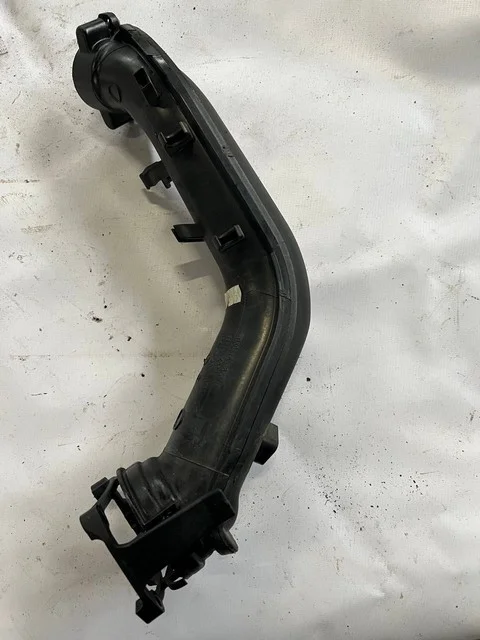 Патрубок турбины 3C VOLKSWAGEN JETTA VI 162 / 163 / AV2 / AV3 2010-2014, PASSAT B7 2011-2015, JETTA VI 162 / 163 / AV2 / AV3 2015-2018
