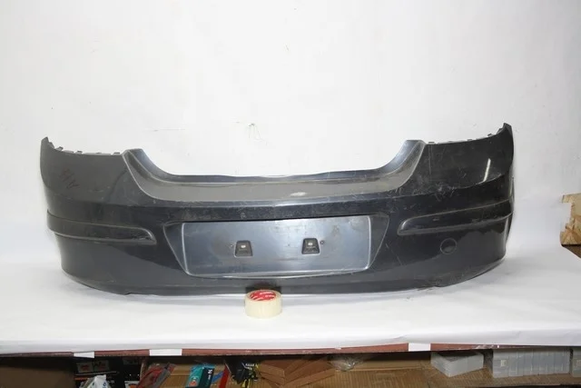 Бампер задний (потерто) OPEL ASTRA H A04 / L70 2004-2015