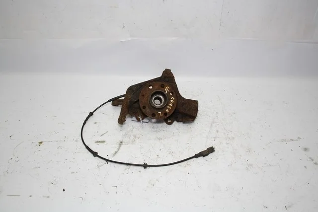 Кулак OPEL CORSA D S07 2006-2015