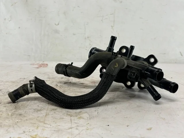 Фланец системы охлаждения L33 NISSAN TEANA L33 2014-2020, X-TRAIL T32 2014-2019, MURANO Z52 2016-, MAXIMA VIII A36 2015-2020