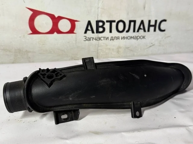 Патрубок радиатора интеркулера правый передний PEUGEOT PEUGEOT 308 I T7 2007-2015, PEUGEOT 508 8E /8D 2010-2018, PEUGEOT 408 2012-