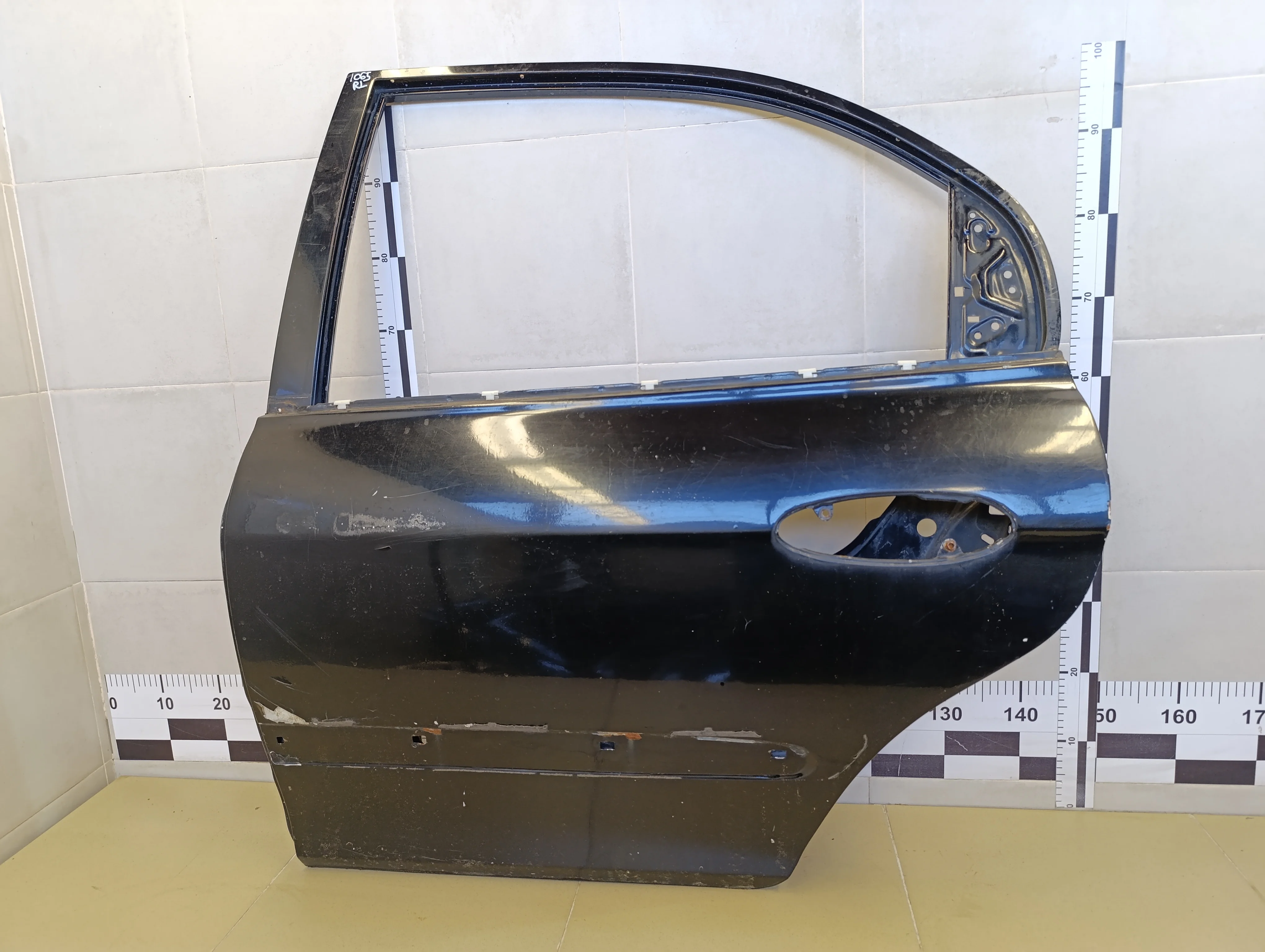Дверь задняя левая Magentis 2000-2005