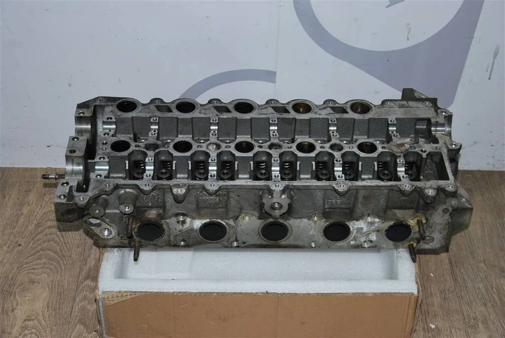 ГБЦ D5244T