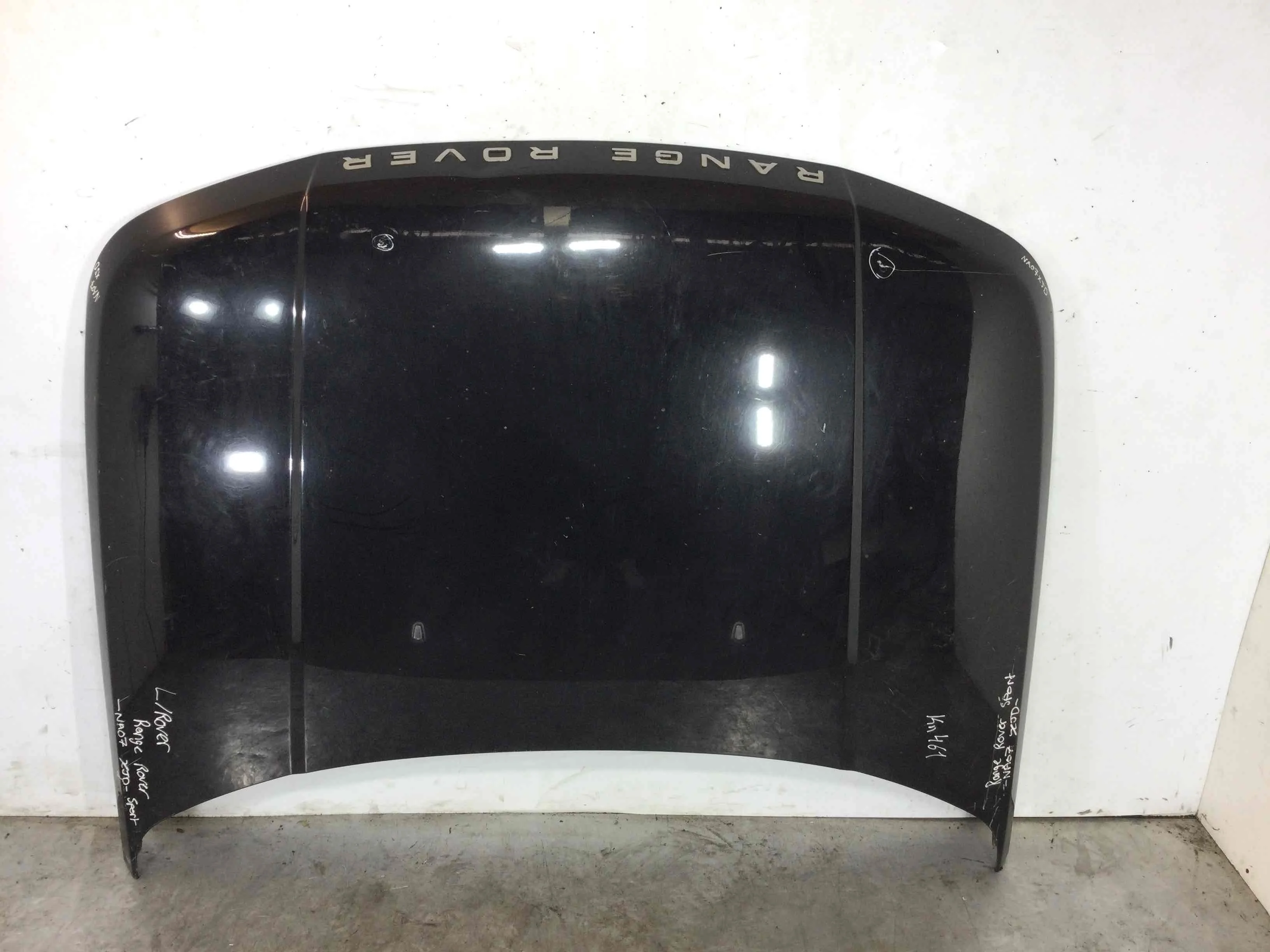 Капот Land Rover Range Rover Sport 1 поколение (2005-2009) дизель 2.7 TD Автомат Внедорожник