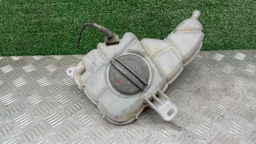 бачок расширительный Audi CTBA 4H Audi A8 CTBA 4H 4H0121403G