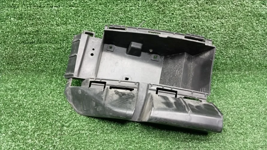 крепление бампера Volvo D5244T4 CZ71 Volvo Xc90 D5244T4 CZ71 30698137