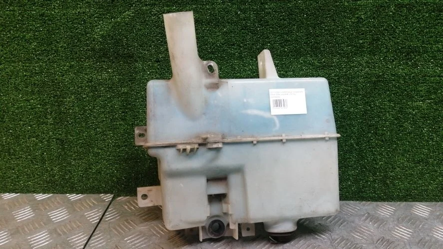 бачок омывателя Infiniti VQ35,VQ35HR V36 Infiniti G35s VQ35,VQ35HR V36 28910JK600